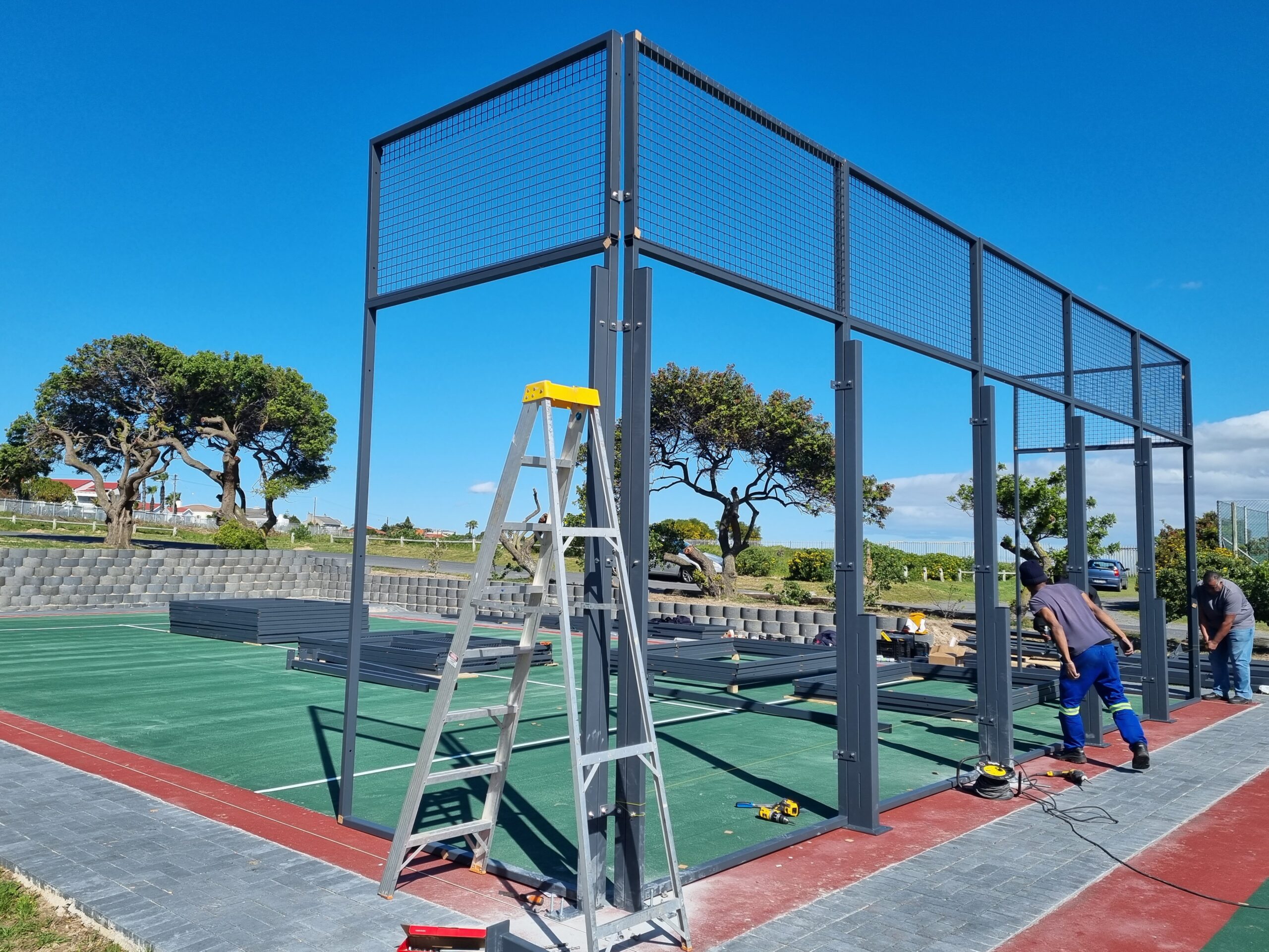 Panel court project
