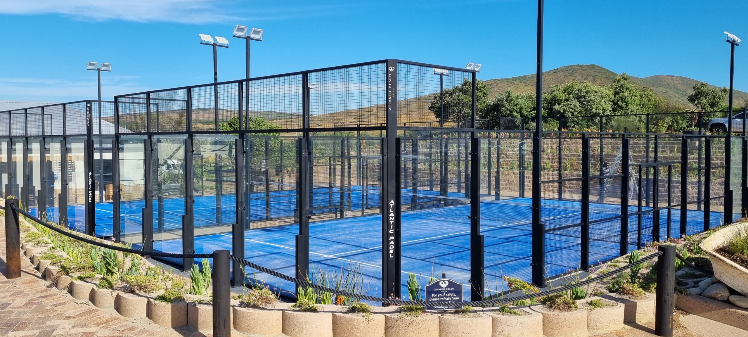 Panel court project