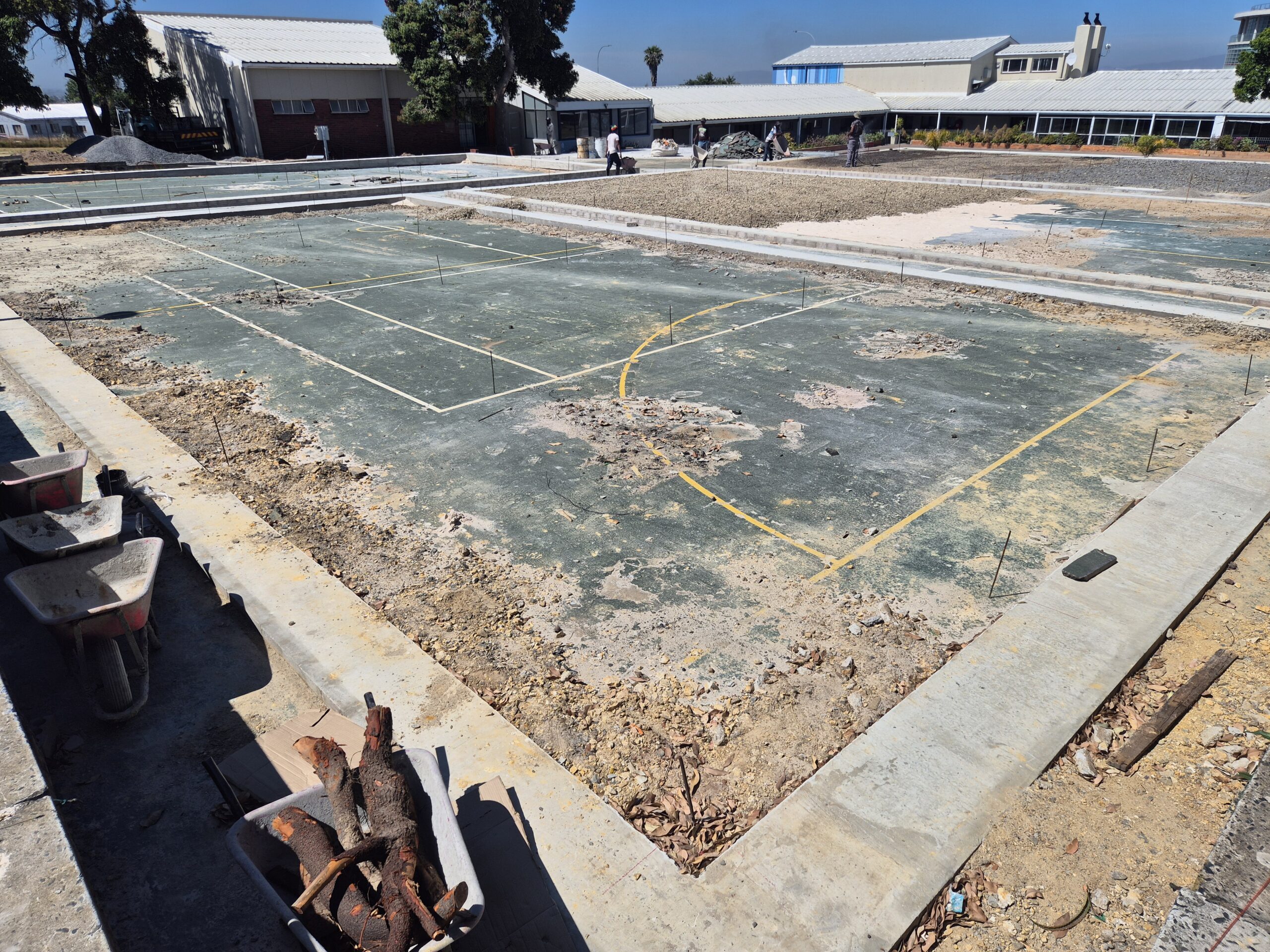 Panel court project
